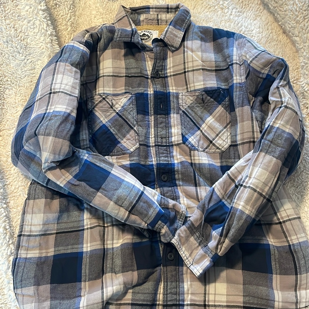 Men’s Large Blue Ridge by Wrangler fleece lined flannel jacket.